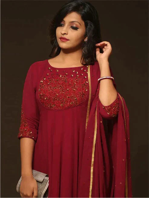 Women's Elegant Clothing's