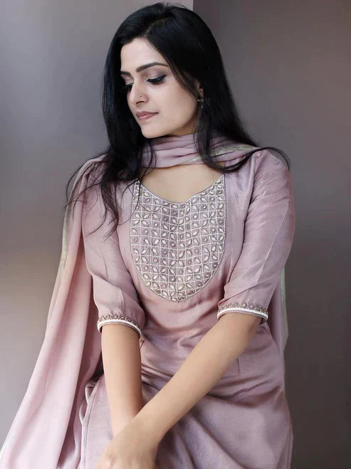 Women's Elegant Clothing's
