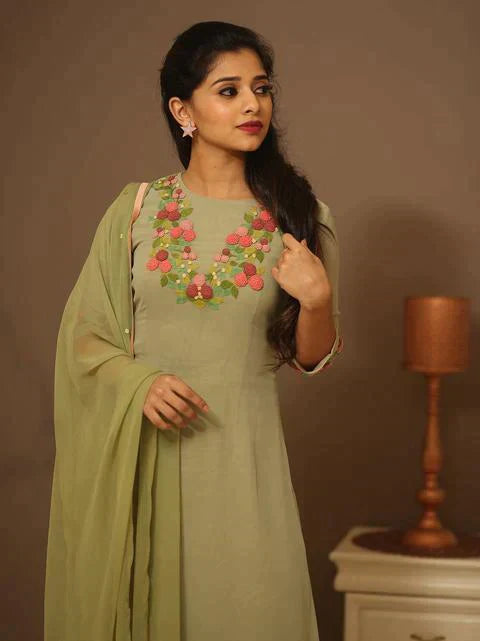 Women's Elegant Clothing's