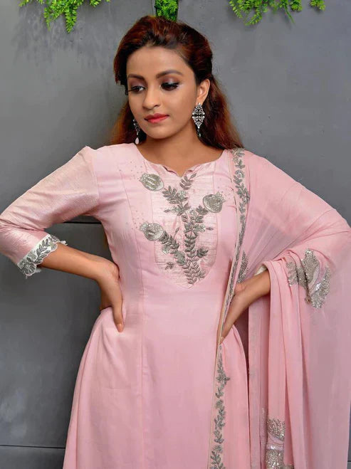 Women's Elegant Clothing's