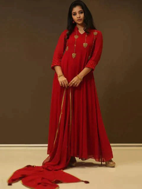 Women's Elegant Clothing's