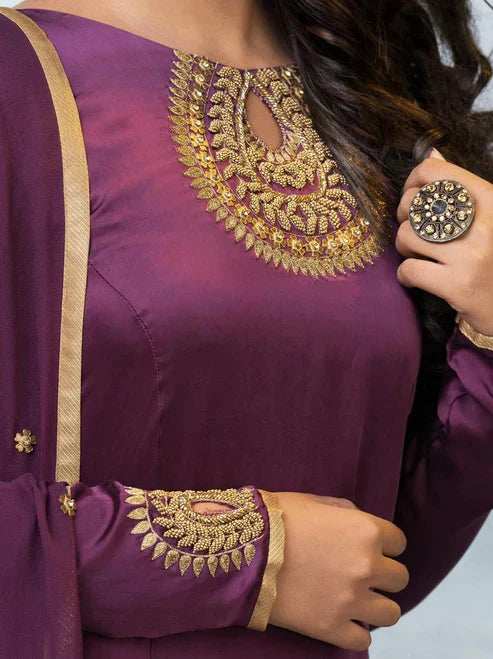 Women's Elegant Clothing's