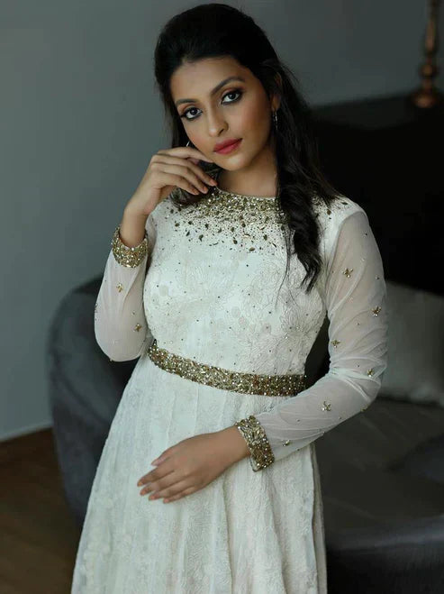 Women's Elegant Clothing's