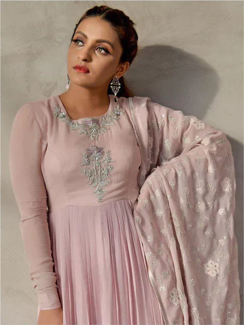 Women's Elegant Clothing's
