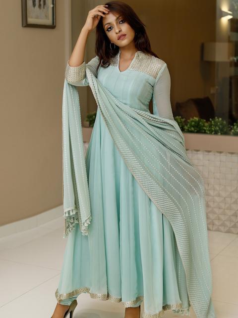 Women's Elegant Clothing's