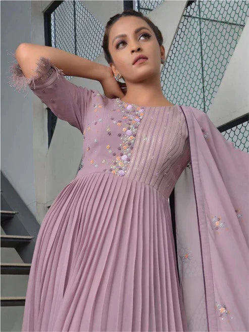 Women's Elegant Clothing's