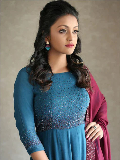 Women's Elegant Clothing's