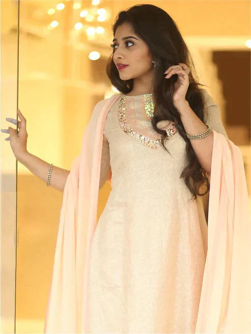 Women's Elegant Clothing's