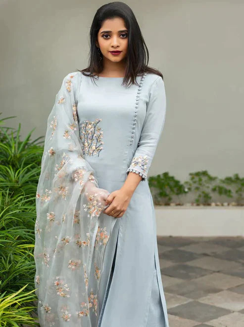 Women's Elegant Clothing's