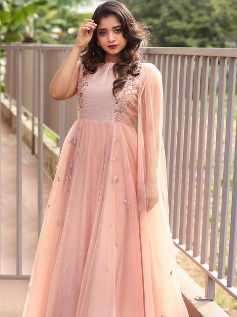 Women's Elegant Clothing's
