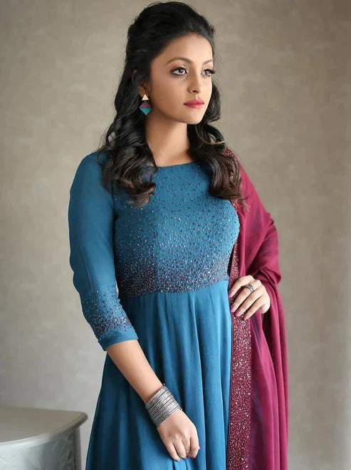 Women's Elegant Clothing's