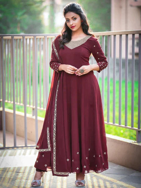 Women's Elegant Clothing's
