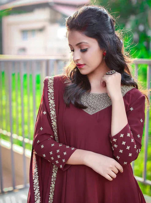 Women's Elegant Clothing's