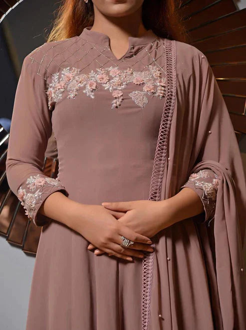 Women's Elegant Clothing's